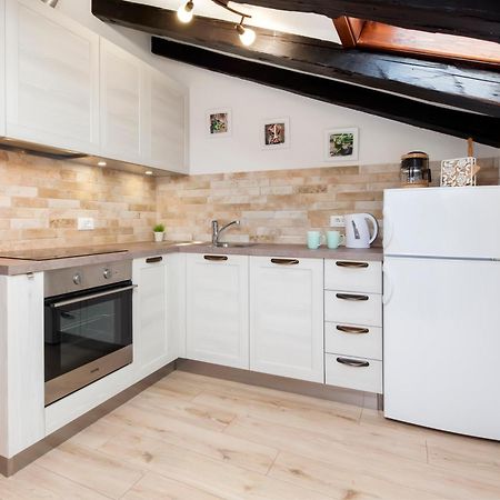 Rovigno Bella Sea View Apartment エクステリア 写真
