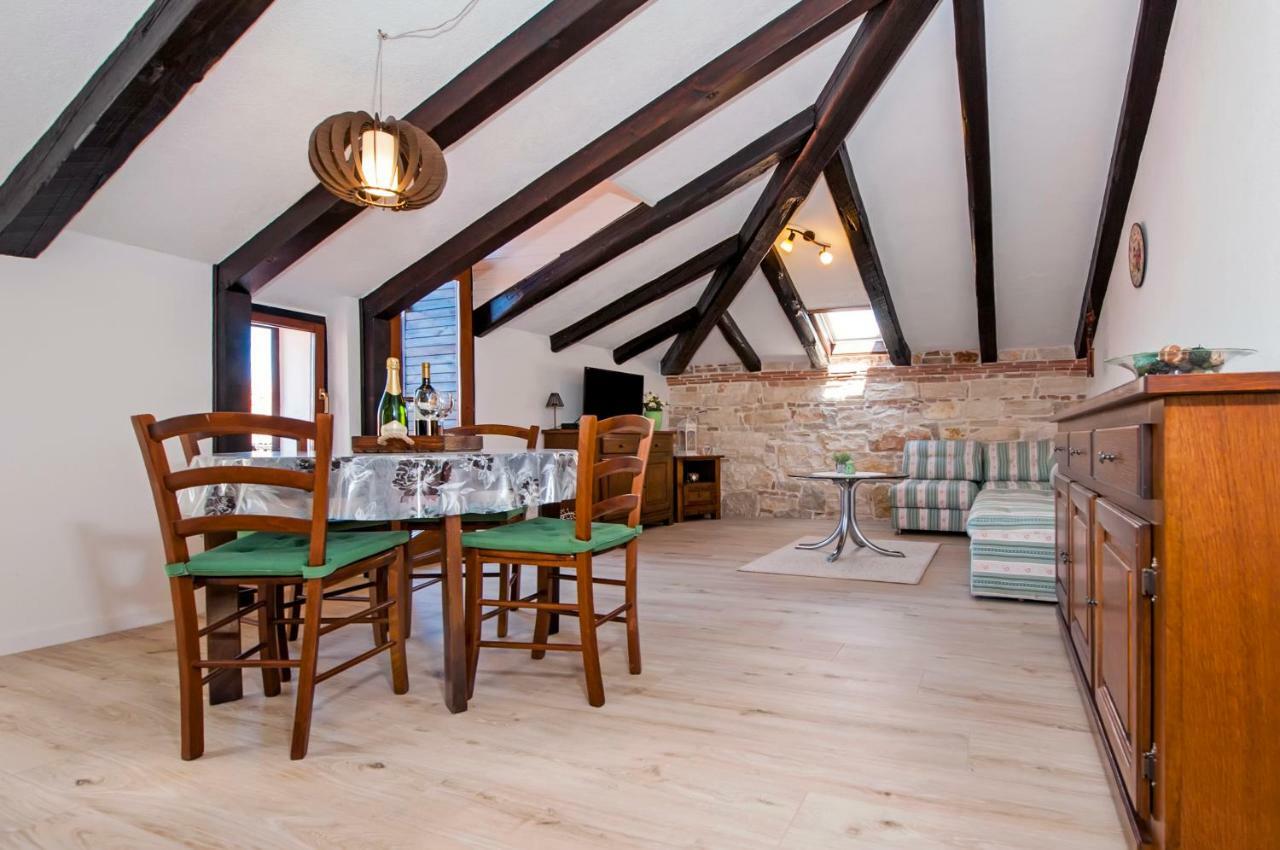 Rovigno Bella Sea View Apartment エクステリア 写真