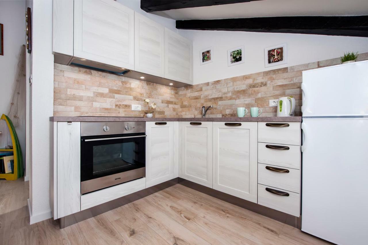 Rovigno Bella Sea View Apartment エクステリア 写真