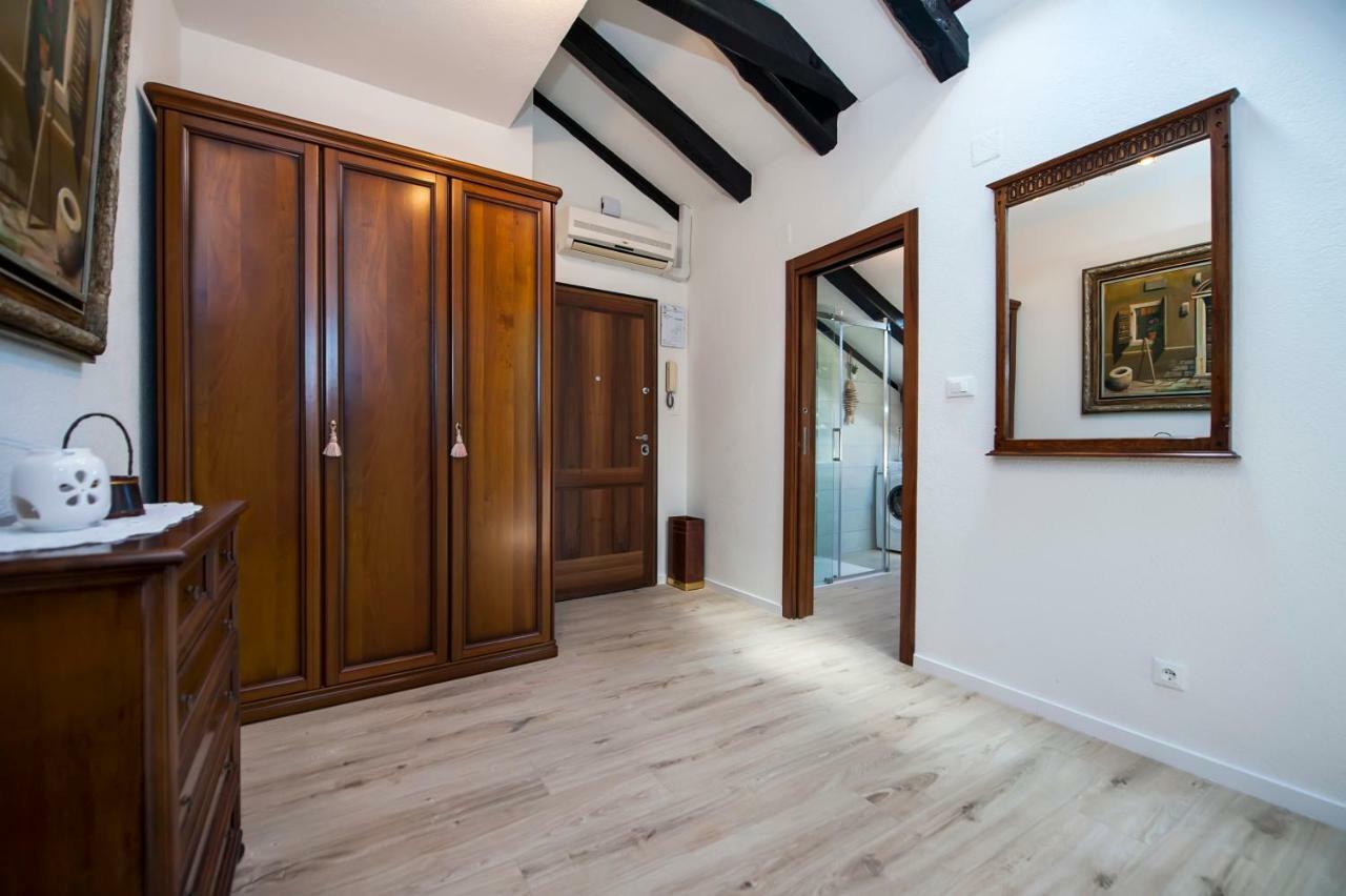 Rovigno Bella Sea View Apartment エクステリア 写真