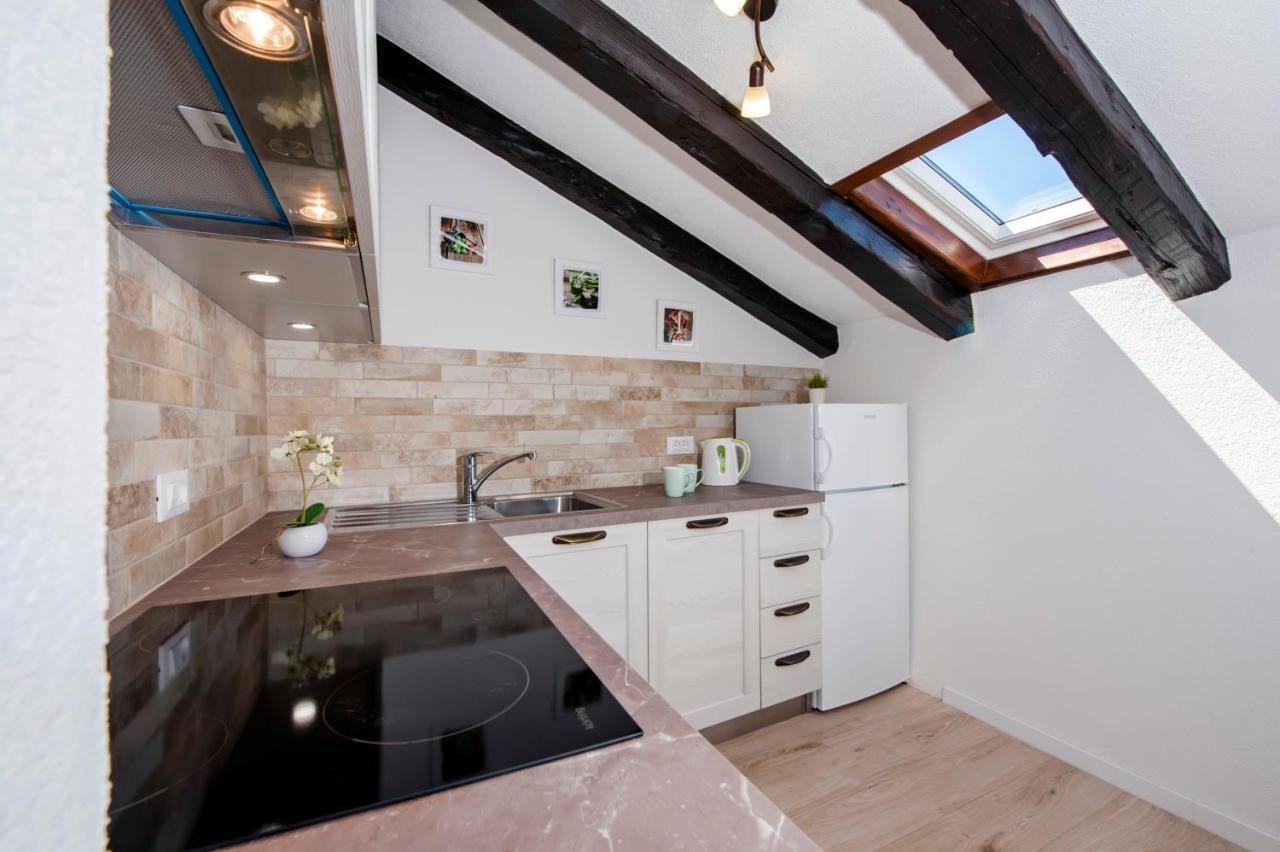 Rovigno Bella Sea View Apartment エクステリア 写真