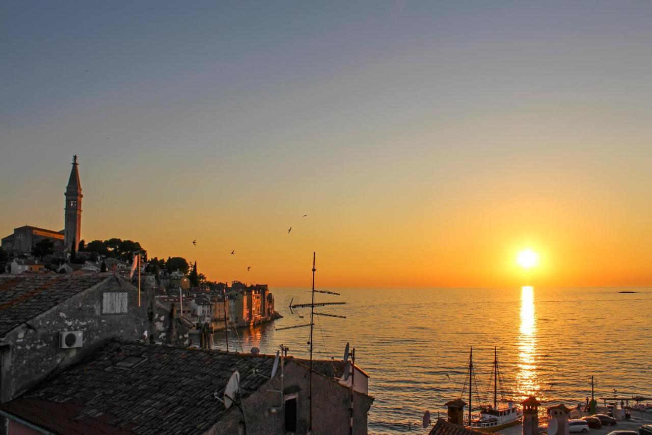 Rovigno Bella Sea View Apartment エクステリア 写真